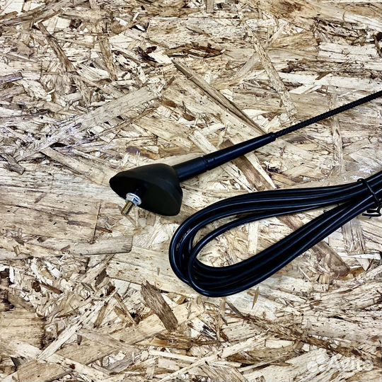 Штатная новая антенна Нива шевроле 2123 шнива