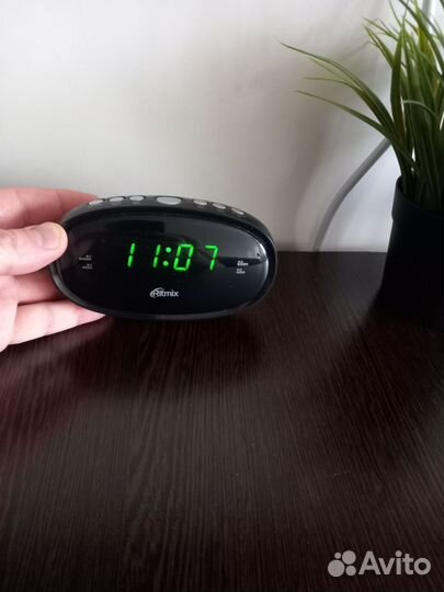 Часы с радио Ritmix RRC-616 Black