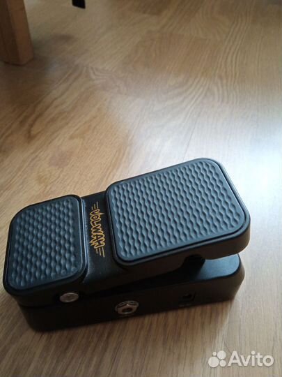 Гитарная педаль эффектов wah/volume