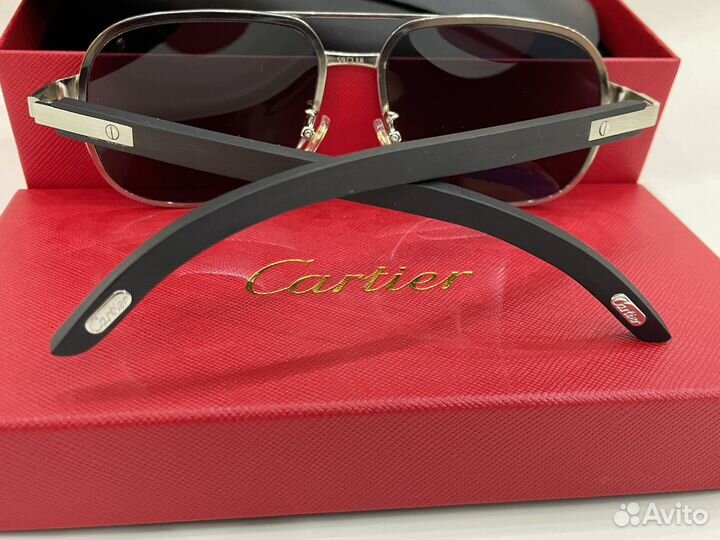 Солнцезащитные очки Cartier