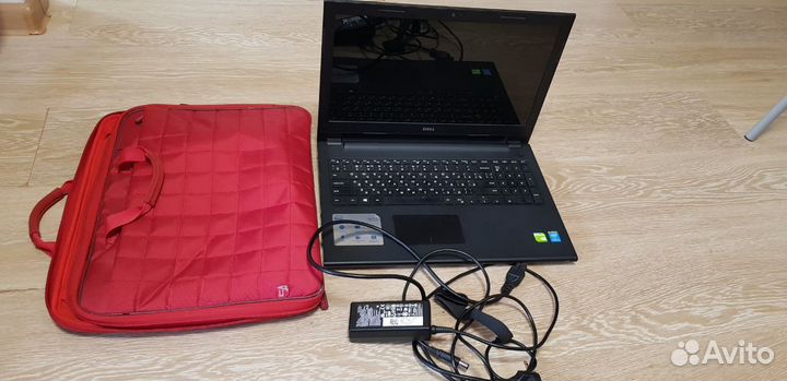 Ноутбук dell inspiron 15 3000 Series