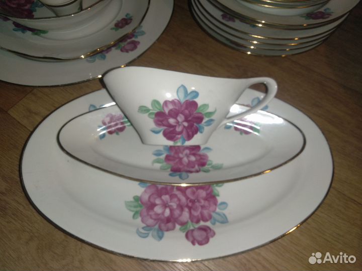 Сервиз столовый Дулево СССР 40 предметов