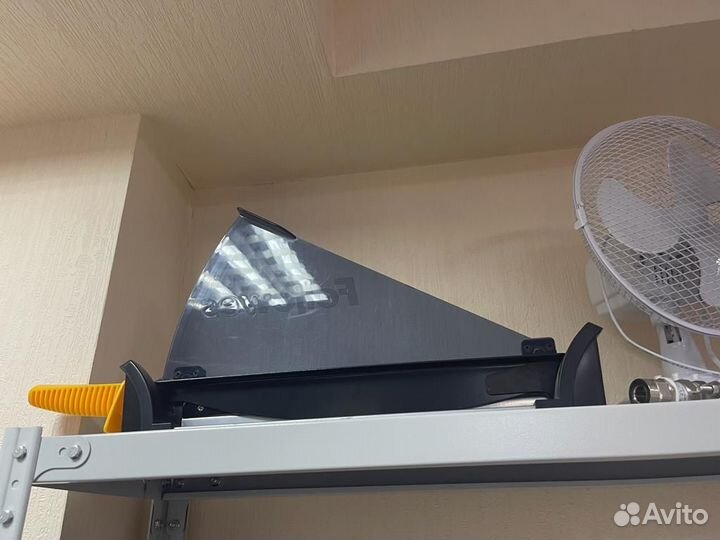 Сабельный резак для бумаги Fellowes Fusion A4