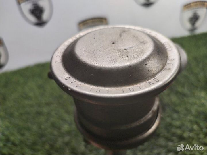 Клапан рециркуляции отработанных газов Audi S8 4H2