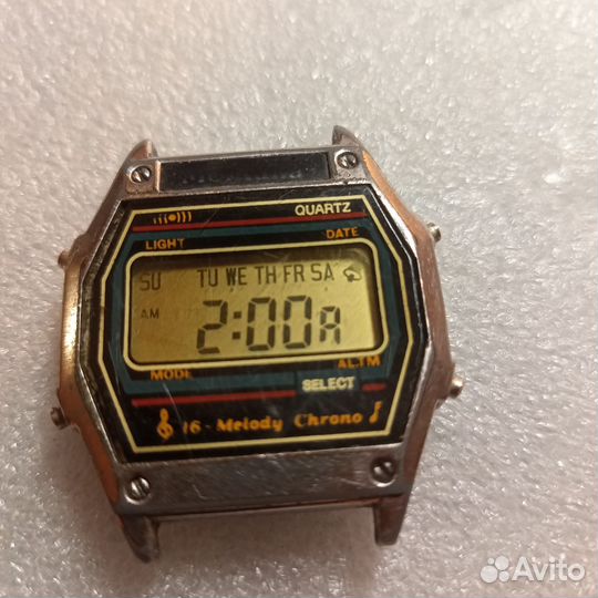 Часы электронные Montana