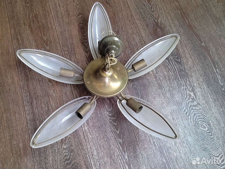 Светильник потолочный