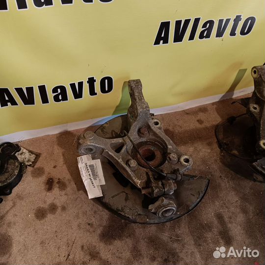 Кулак поворотный левый правый Chevrolet Cruze