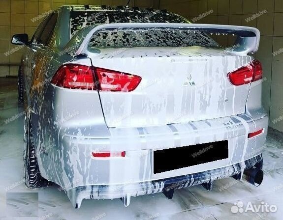Диффузор Mitsubishi Lancer X EVO низкая тиснение