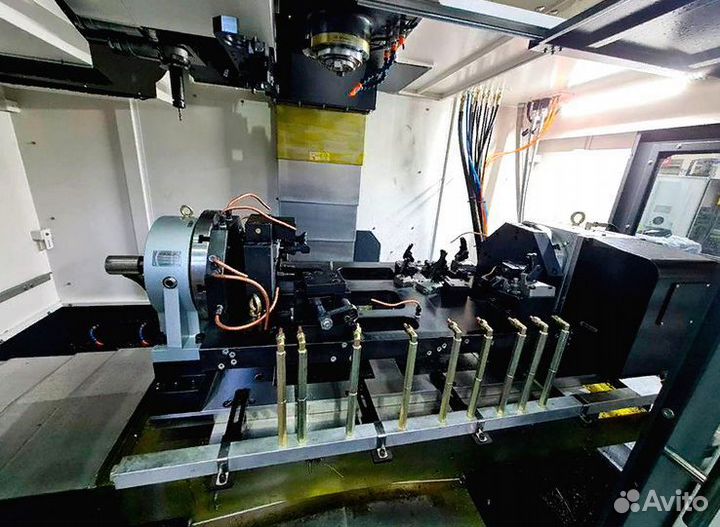 3-х осевой Вертикальный фрезерный центр EM1500Z