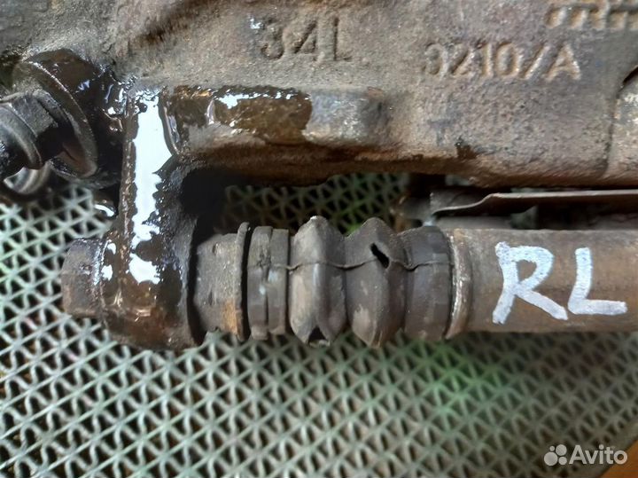 Суппорт задний левый honda civic FK2