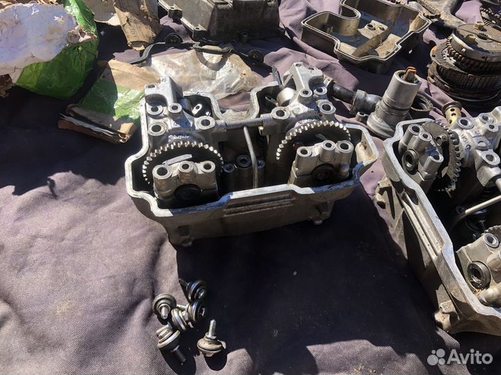 В разборе двигатель mc15e от honda vtz250