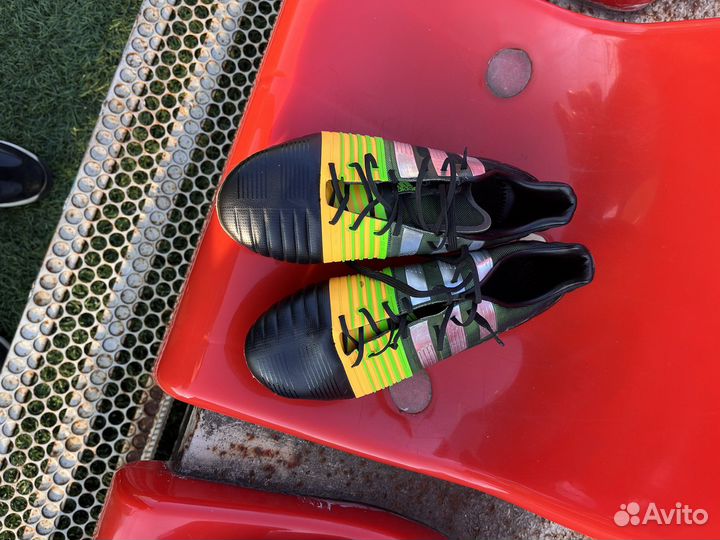 Бутсы профессиональные