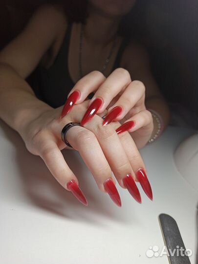 Мастер маникюра