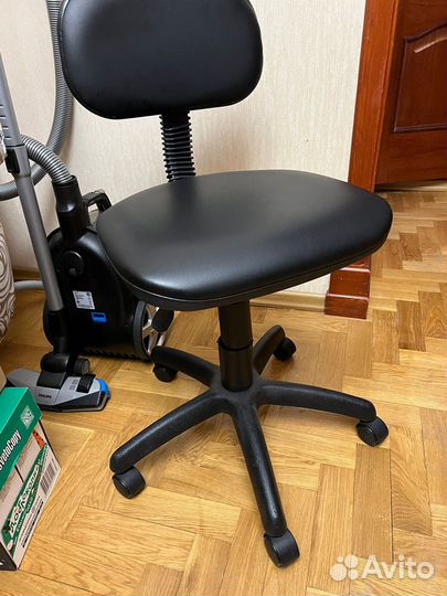 Компьютерное кресло Аленсио Лига