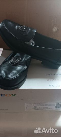 Туфли девочковые и мальчиковые