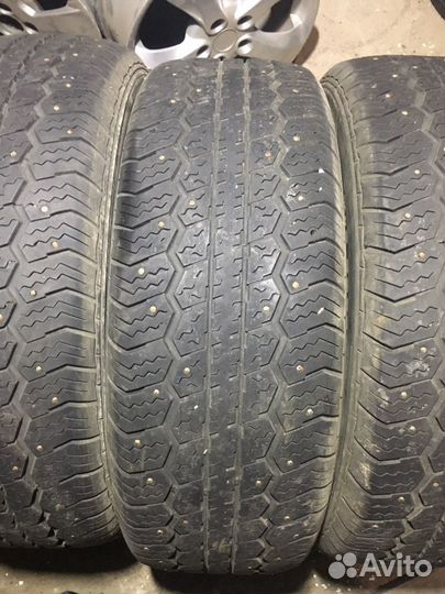 Triangle TR621 235/65 R17