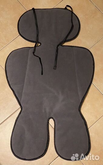 Матрас в коляску двусторонний Auka kids