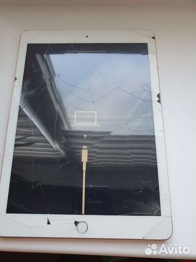 iPad 6 2018 32gb на запчасти