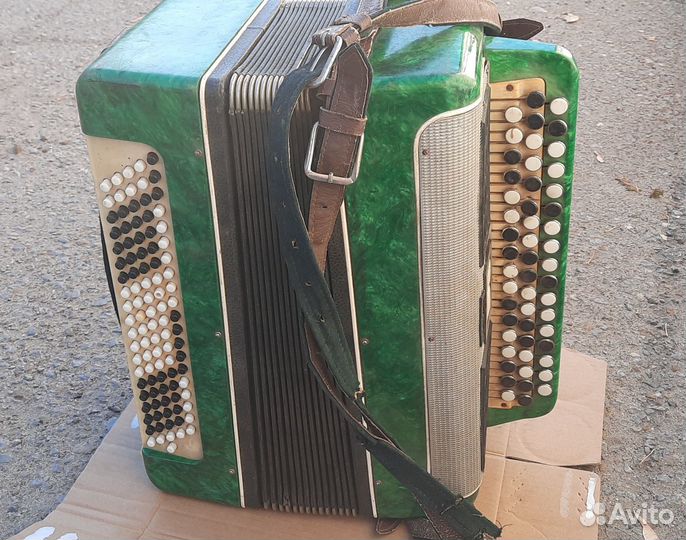 Баян Восток