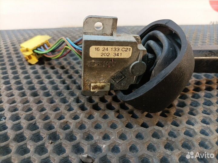 Переключатель подрулевой Volvo FH