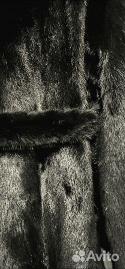 Норковый полушубок с капюшоном