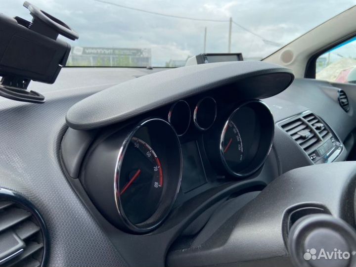 Щиток приборов Opel Meriva B A14XER 2012