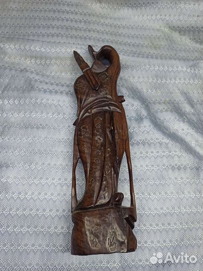 Старинная китайская статуэтка