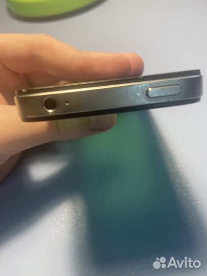 iPhone 4S, 64 ГБ