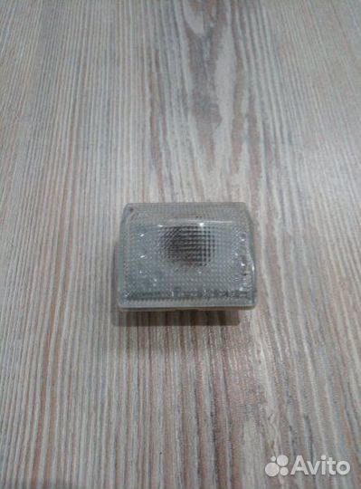 Повторитель поворотника в Крыло в Зеркало Renault