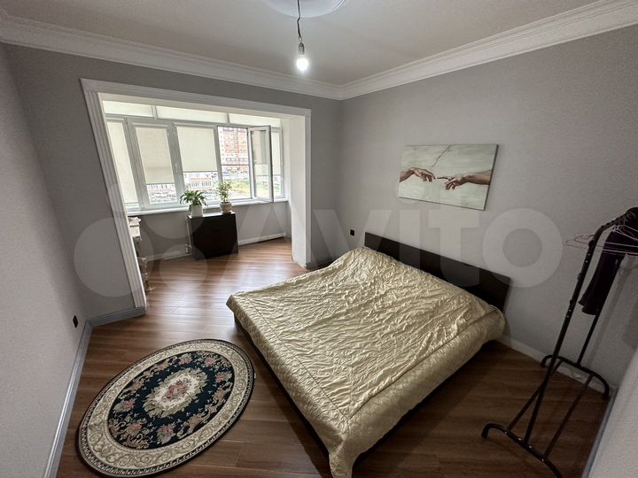 2-к. квартира, 75 м², 4/10 эт.