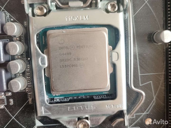 Intel pentium g4400 + ASRock H110M-DGS
