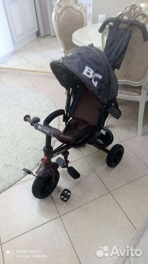 Детский трехколесный велосипед коляска с ручкой