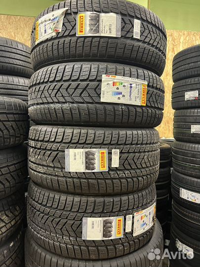 Pirelli Winter Sottozero 3 255/40 R20 и 285/35 R20