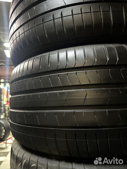 Pirelli P Zero 275/35 R21