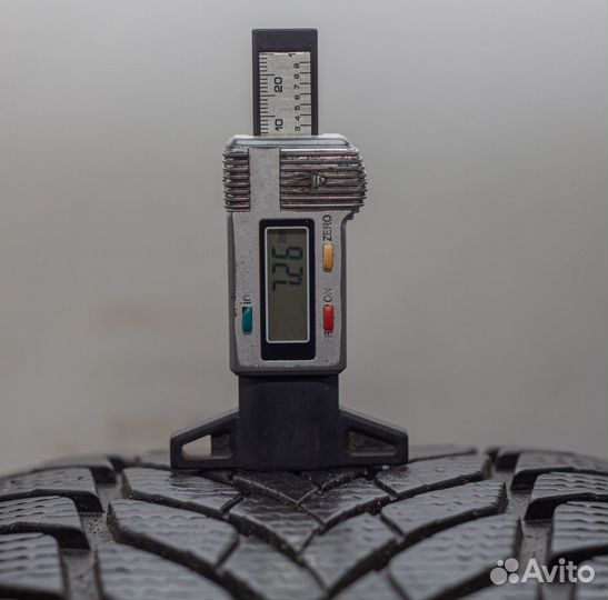 Goodyear UltraGrip Ice 2 235/55 R18 104T