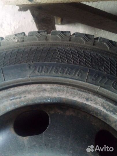 Maxxis MA-P1 205/55 R16