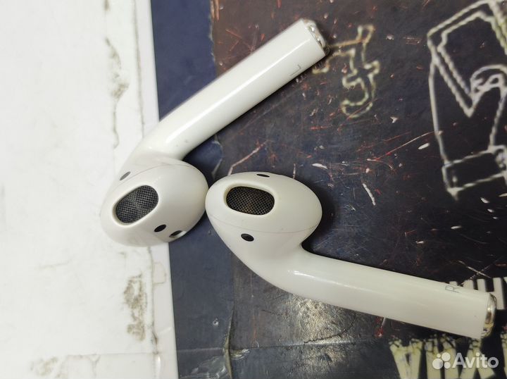 Apple AirPods 2 A2031 #132830 оригинал