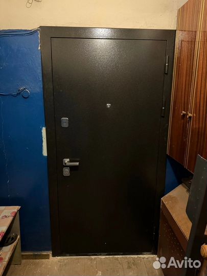 Дверь входная 3-х контурная