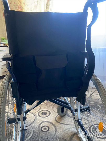Инвалидная коляска