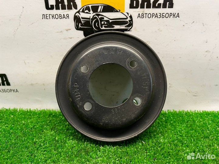 Шкив водяного насоса (помпы) Opel Omega