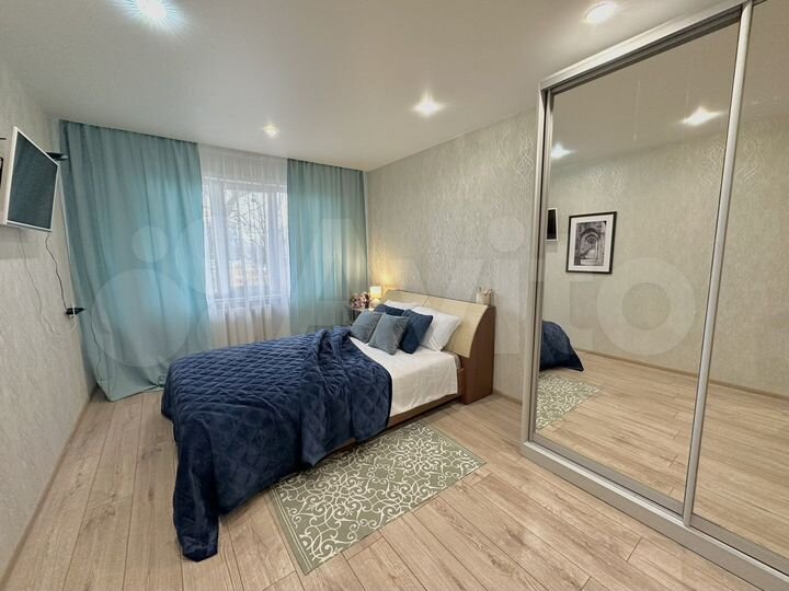 2-к. квартира, 43 м², 1/5 эт.