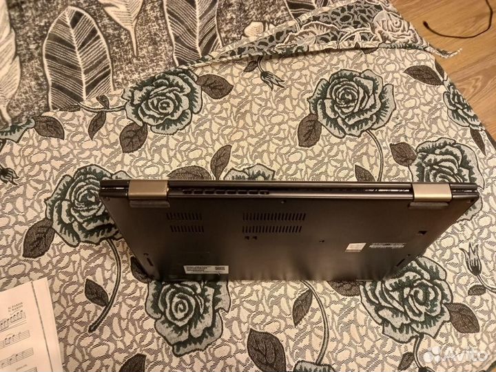 Lenovo thinkpad x13 yoga get 1 (i7 -10610U)