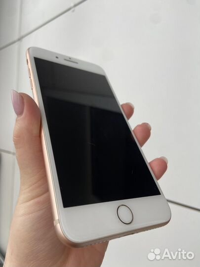 iPhone 8 Plus, 64 ГБ