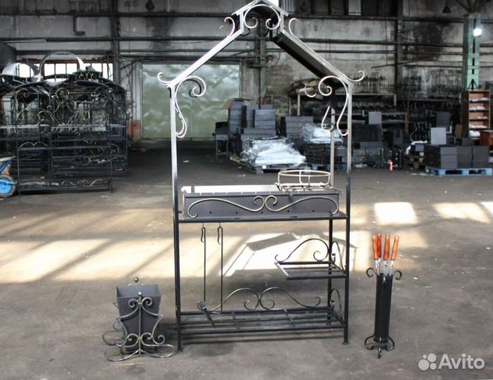 Кованый мангал с печью