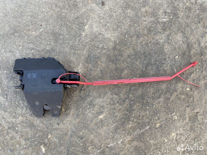 Замок крышки багажника bmw 3 e46