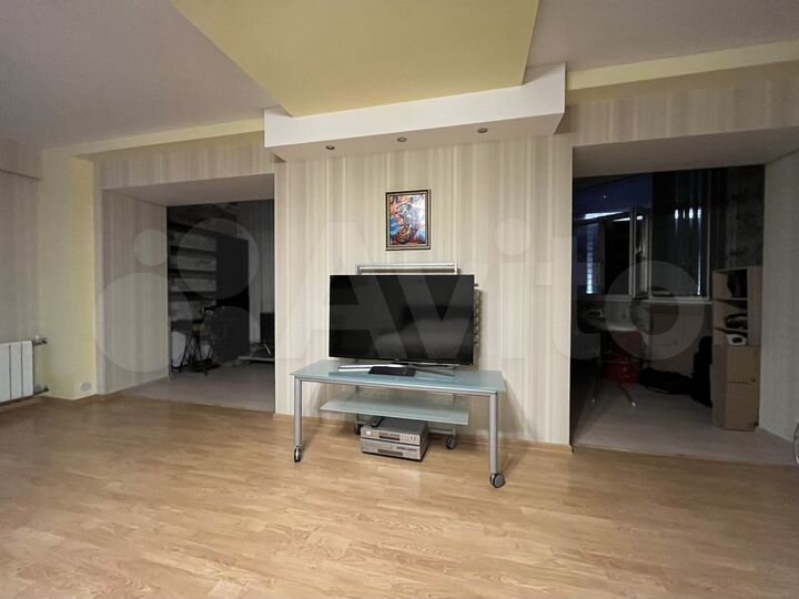 3-к. квартира, 124 м², 10/11 эт.