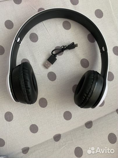 Беспроводные наушники новые