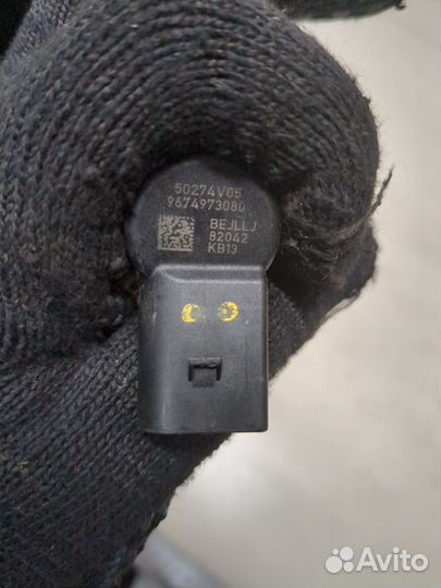 Форсунка топливная Ford Focus 3, 2011