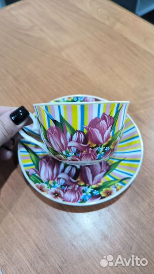 Фарфоровый чайный сервиз