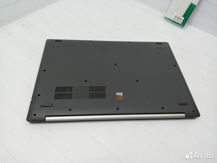 Большой/17.3/i5-7200U/3.1GHz/DDR4 8GB/920MX 2GB